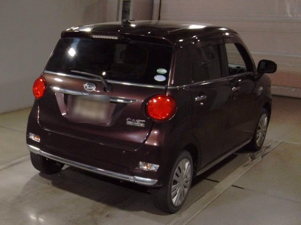 DAIHATSU CAST