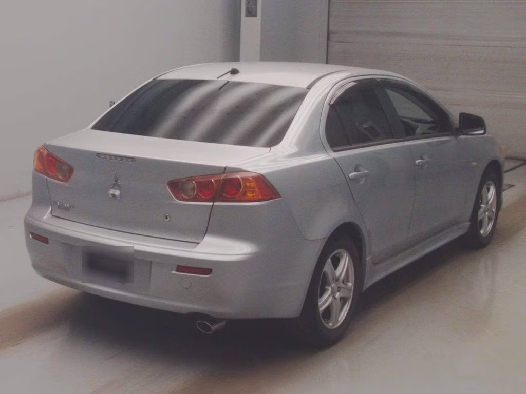 MITSUBISHI GALANT FORTIS
