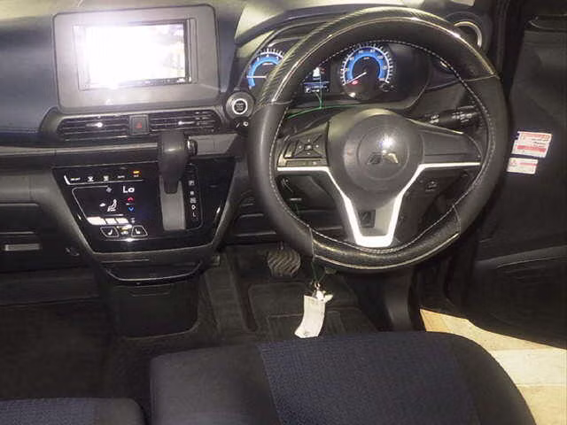 MITSUBISHI EK X