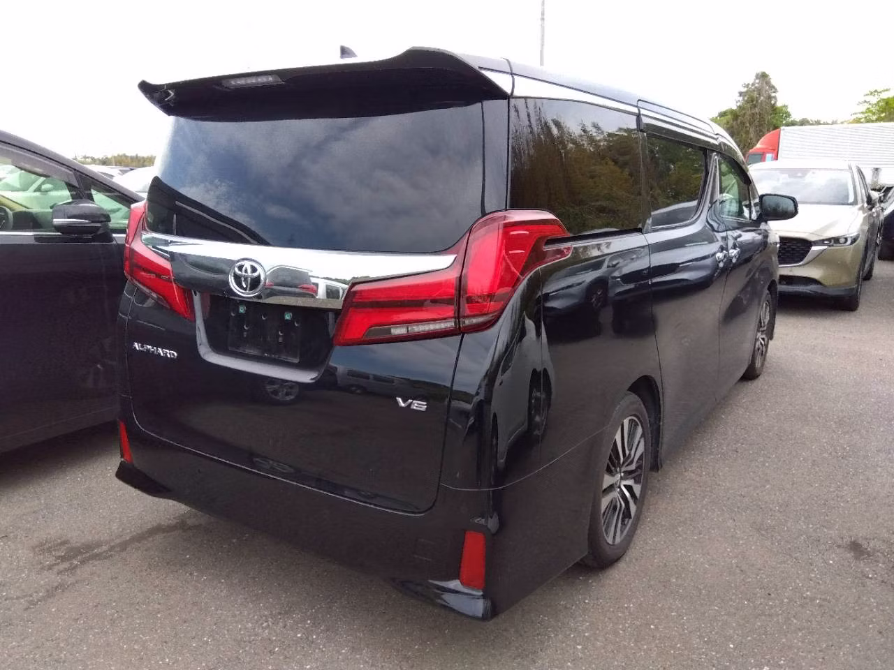 TOYOTA ALPHARD