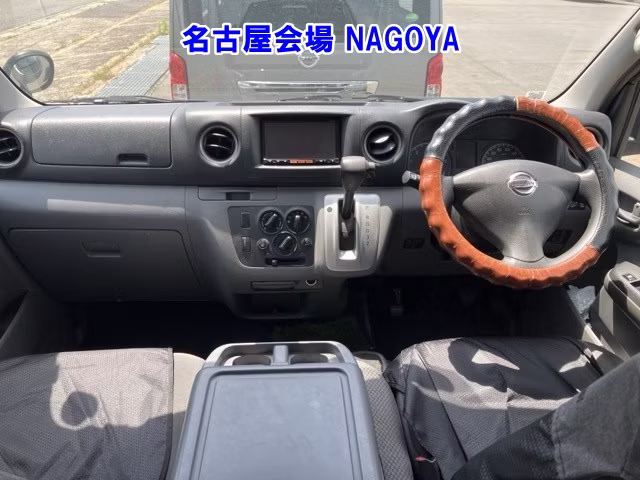 NISSAN NV350 CARAVAN