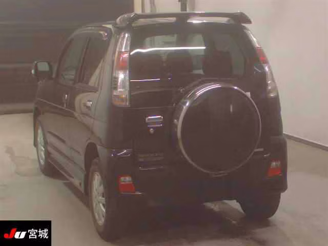 DAIHATSU TERIOS KID
