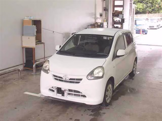 TOYOTA PIXIS EPOCH