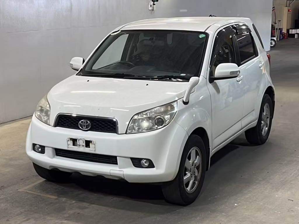 TOYOTA RUSH
