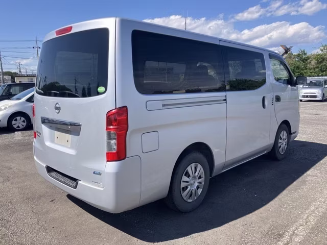 NISSAN NV350 CARAVAN
