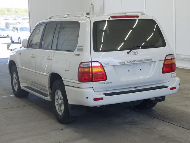 TOYOTA LAND CRUISER