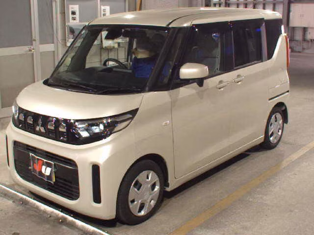 MITSUBISHI EK SPACE