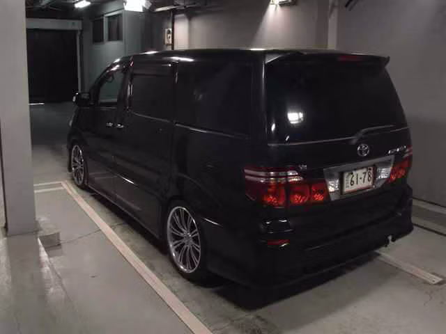 TOYOTA ALPHARD