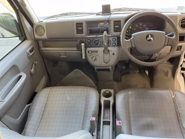 MITSUBISHI MINICAB