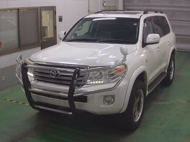 TOYOTA LAND CRUISER