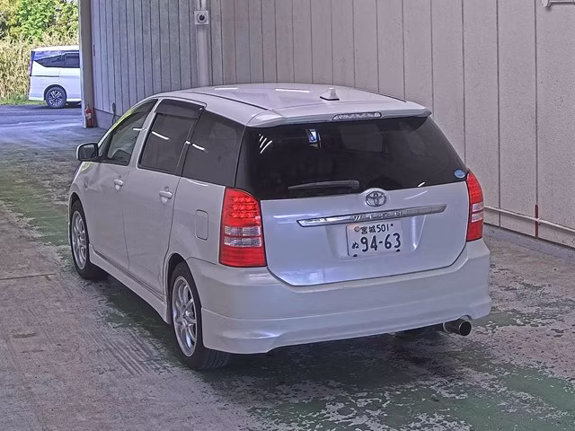 TOYOTA WISH
