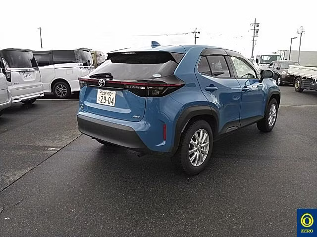 TOYOTA YARIS CROSS