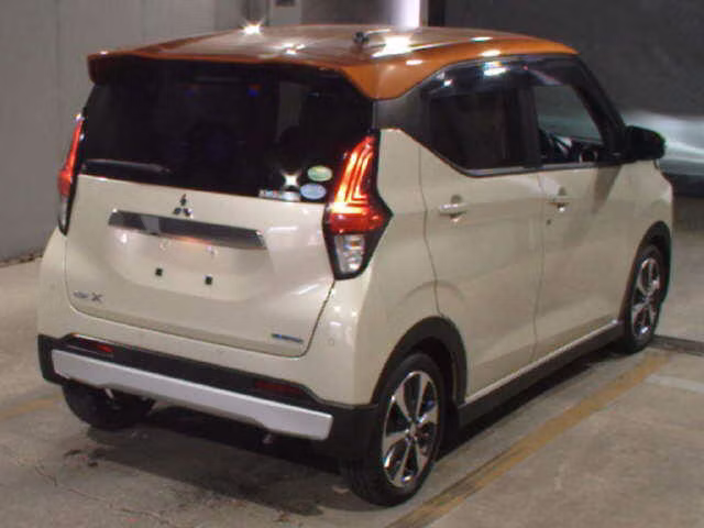 MITSUBISHI EK X