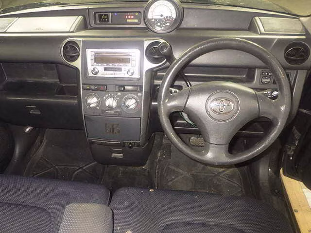 TOYOTA BB