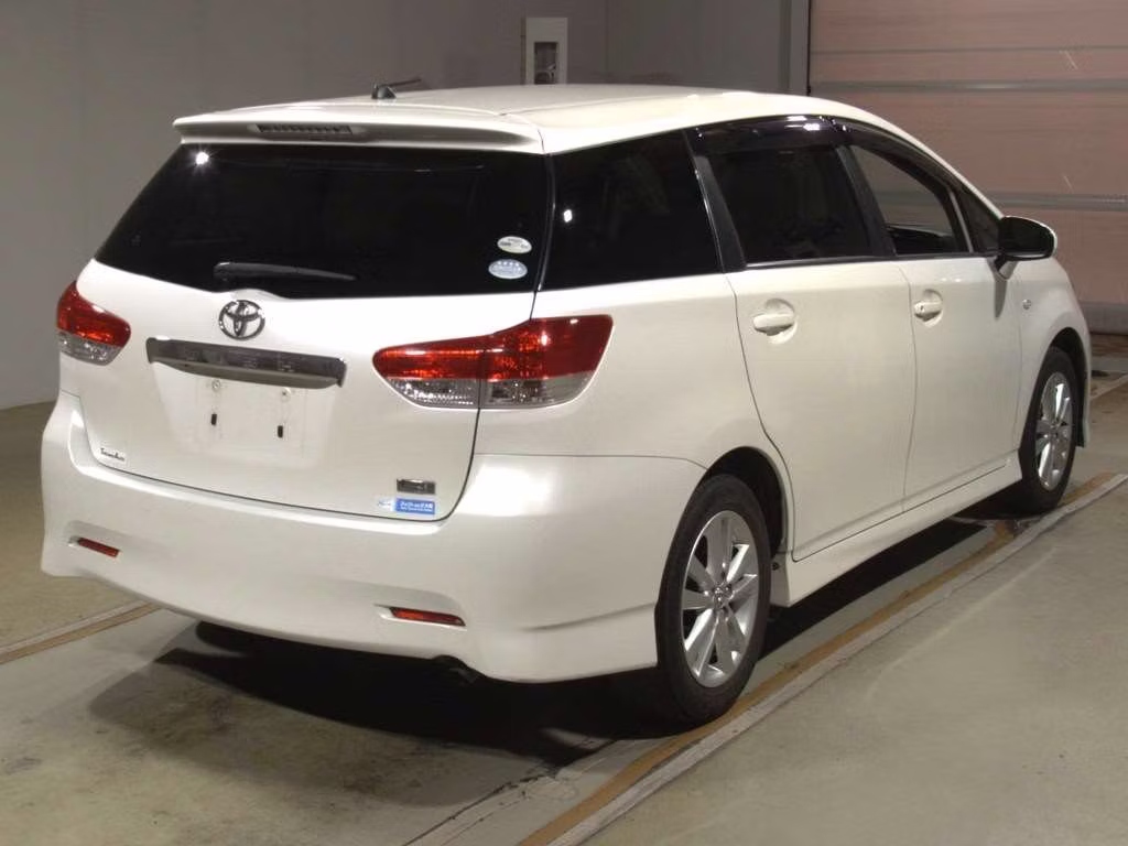 TOYOTA WISH