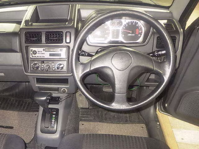 MITSUBISHI PAJERO MINI