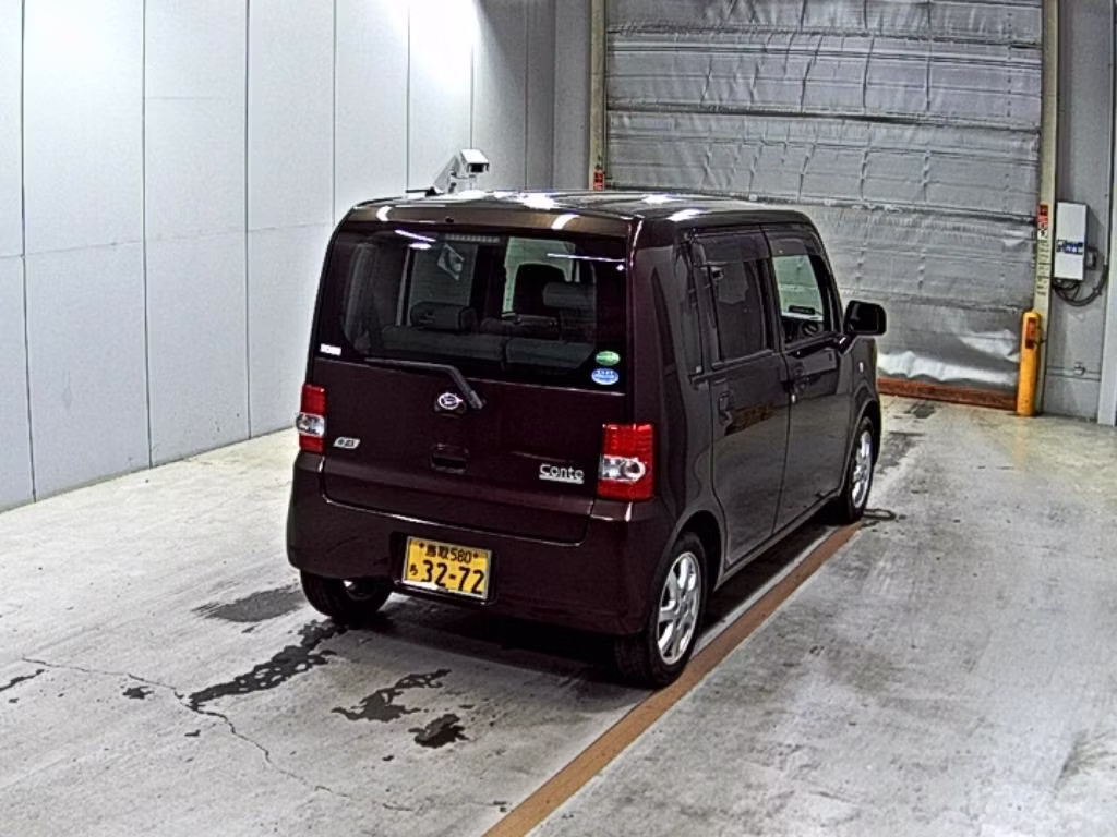 DAIHATSU MOVE CONTE