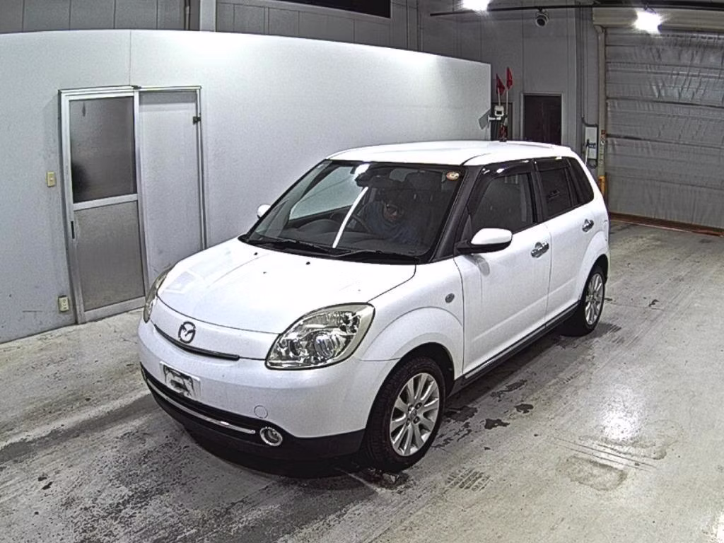 MAZDA VERISA