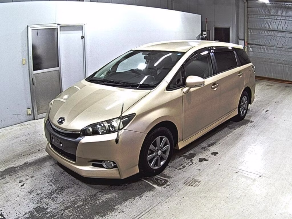 TOYOTA WISH