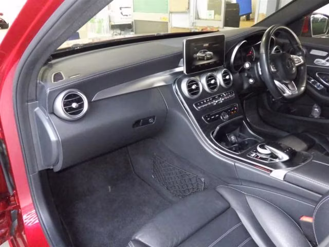 MERCEDES-BENZ C-CLASS