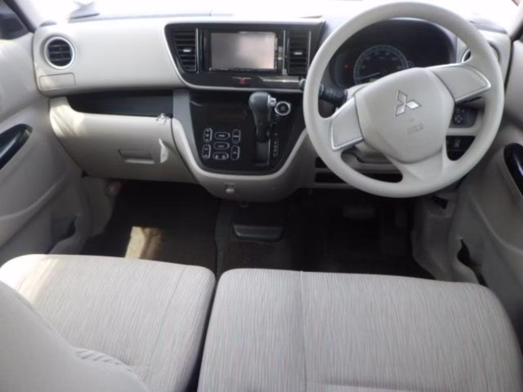 MITSUBISHI EK SPACE