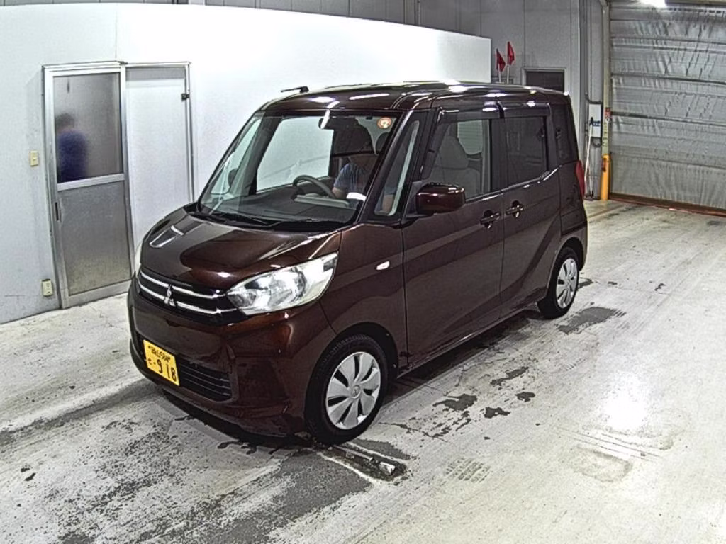 MITSUBISHI EK SPACE