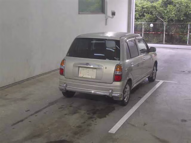 DAIHATSU MIRA GINO