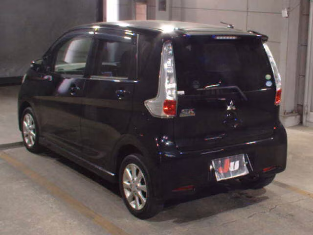 MITSUBISHI EK CUSTOM