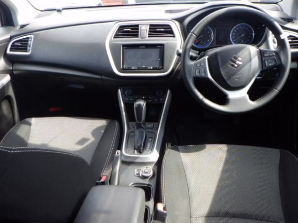 SUZUKI SX4
