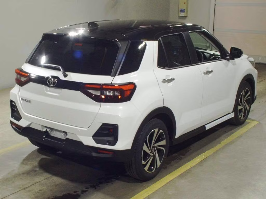 TOYOTA RAIZE