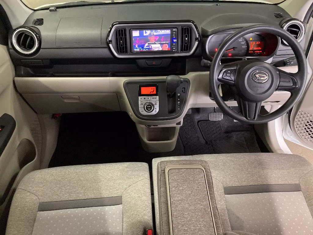 DAIHATSU BOON
