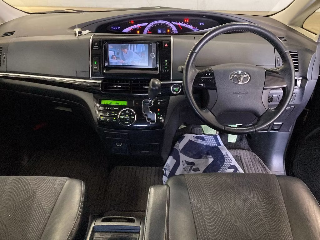 TOYOTA ESTIMA