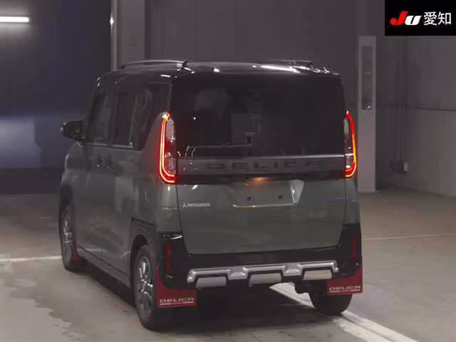 MITSUBISHI DELICA MINI