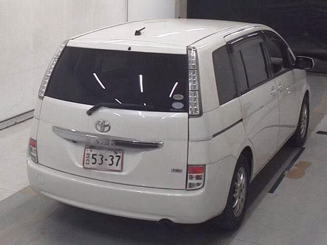 TOYOTA ISIS