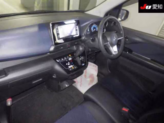 MITSUBISHI EK X