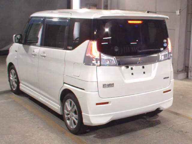 MITSUBISHI DELICA D:2