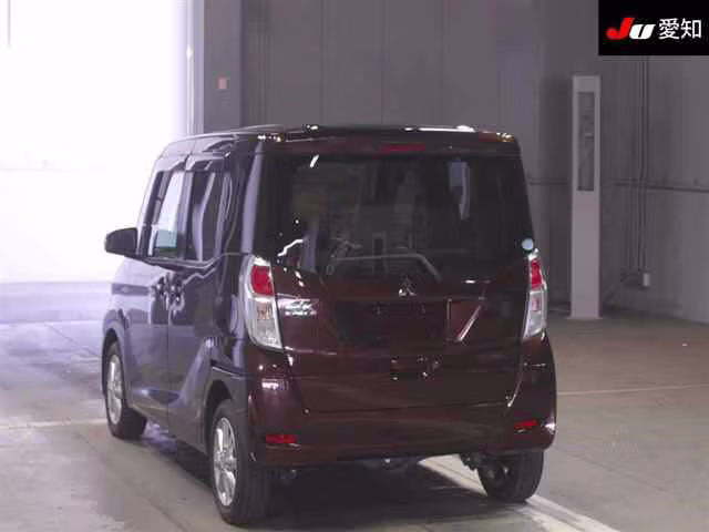 MITSUBISHI EK SPACE