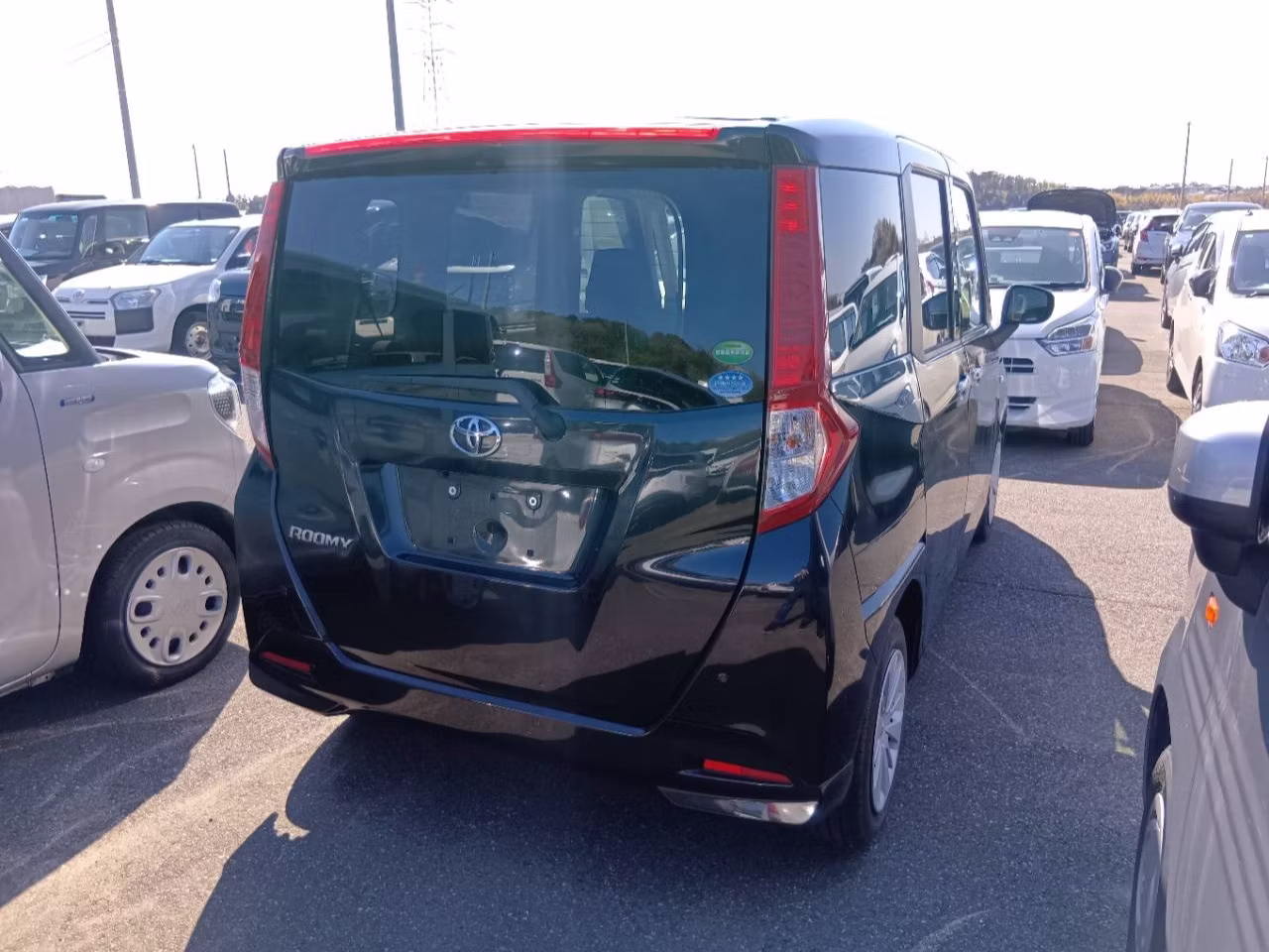 TOYOTA ROOMY