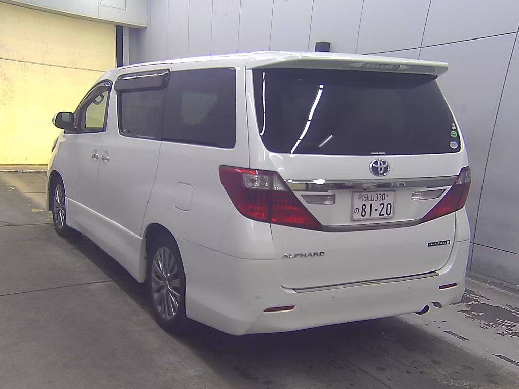TOYOTA ALPHARD