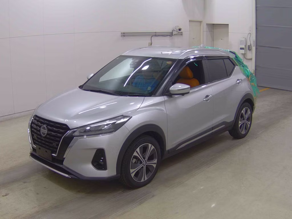 NISSAN KICKS