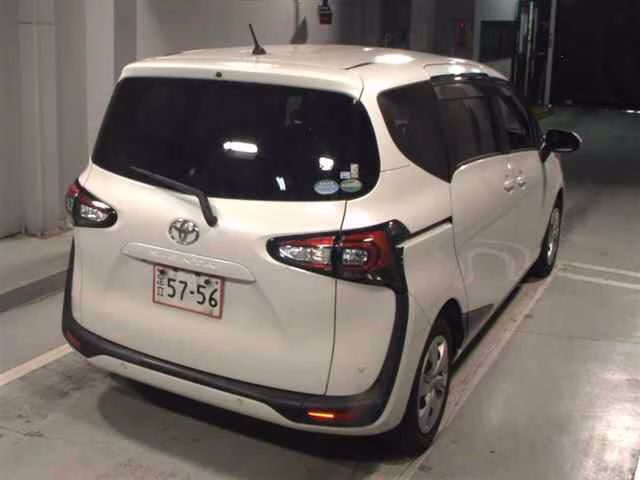 TOYOTA SIENTA