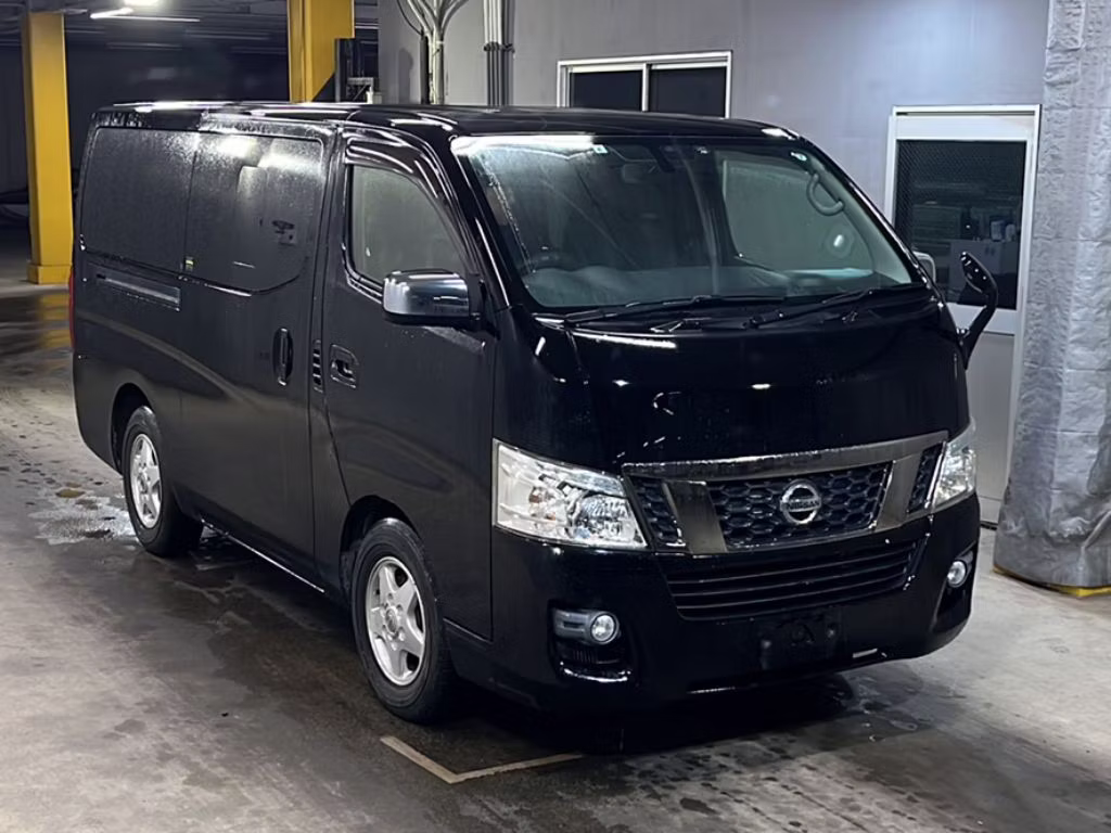NISSAN NV350 CARAVAN