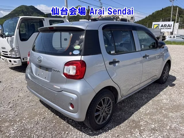 DAIHATSU BOON