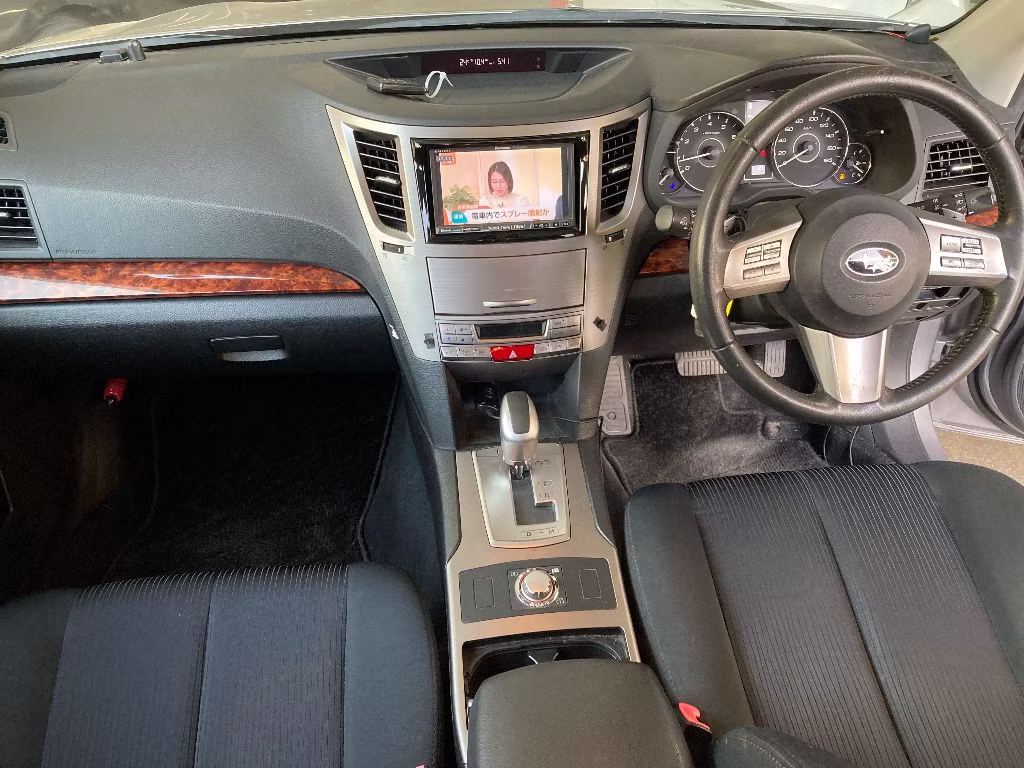 SUBARU LEGACY