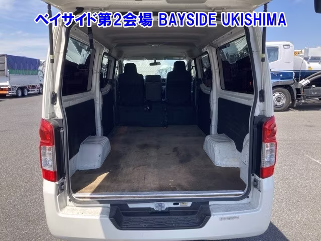 NISSAN NV350 CARAVAN