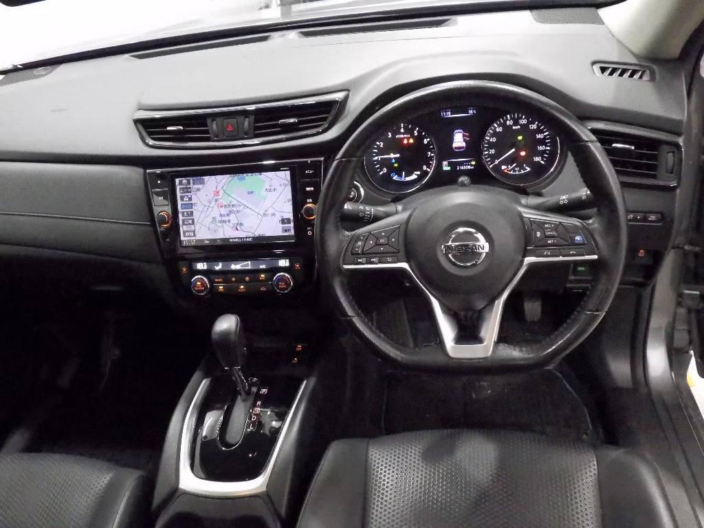 NISSAN X-TRAIL