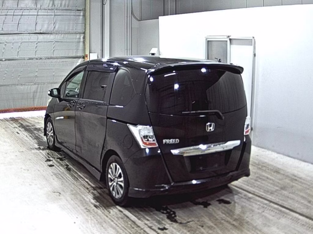 HONDA FREED