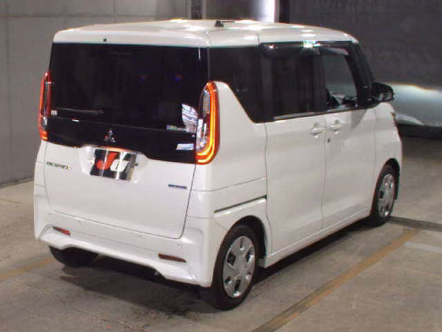 MITSUBISHI EK SPACE
