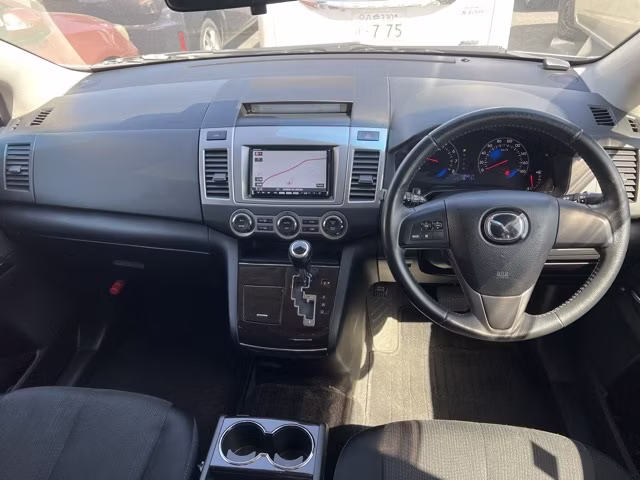 MAZDA MPV