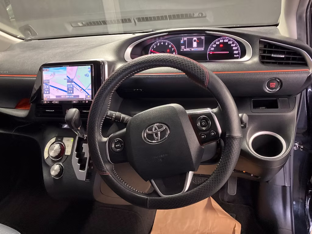 TOYOTA SIENTA